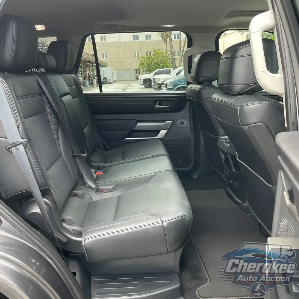 2024 Toyota Sequoia SR5