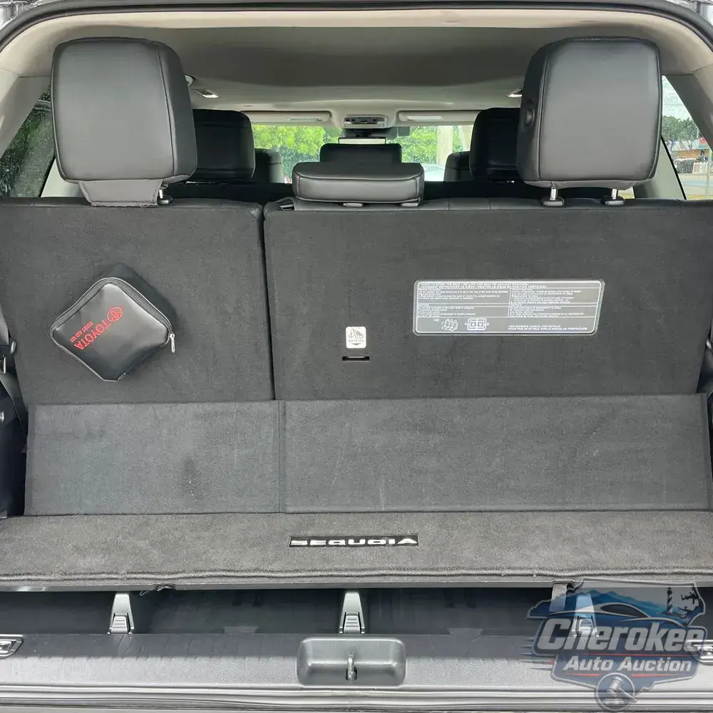 2024 Toyota Sequoia SR5