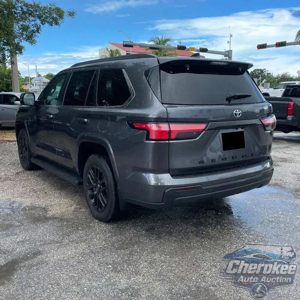 2024 Toyota Sequoia SR5