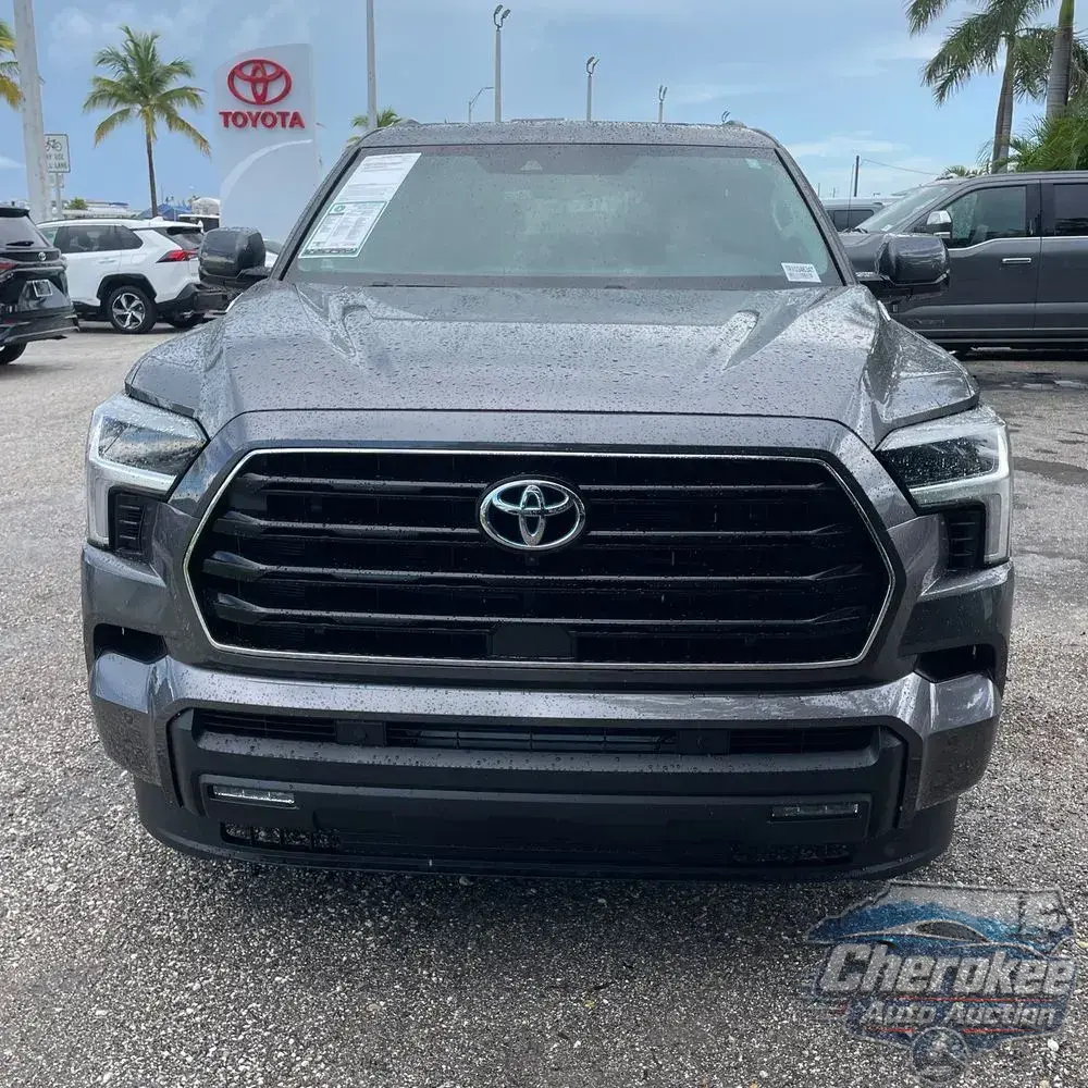 2024 Toyota Sequoia SR5
