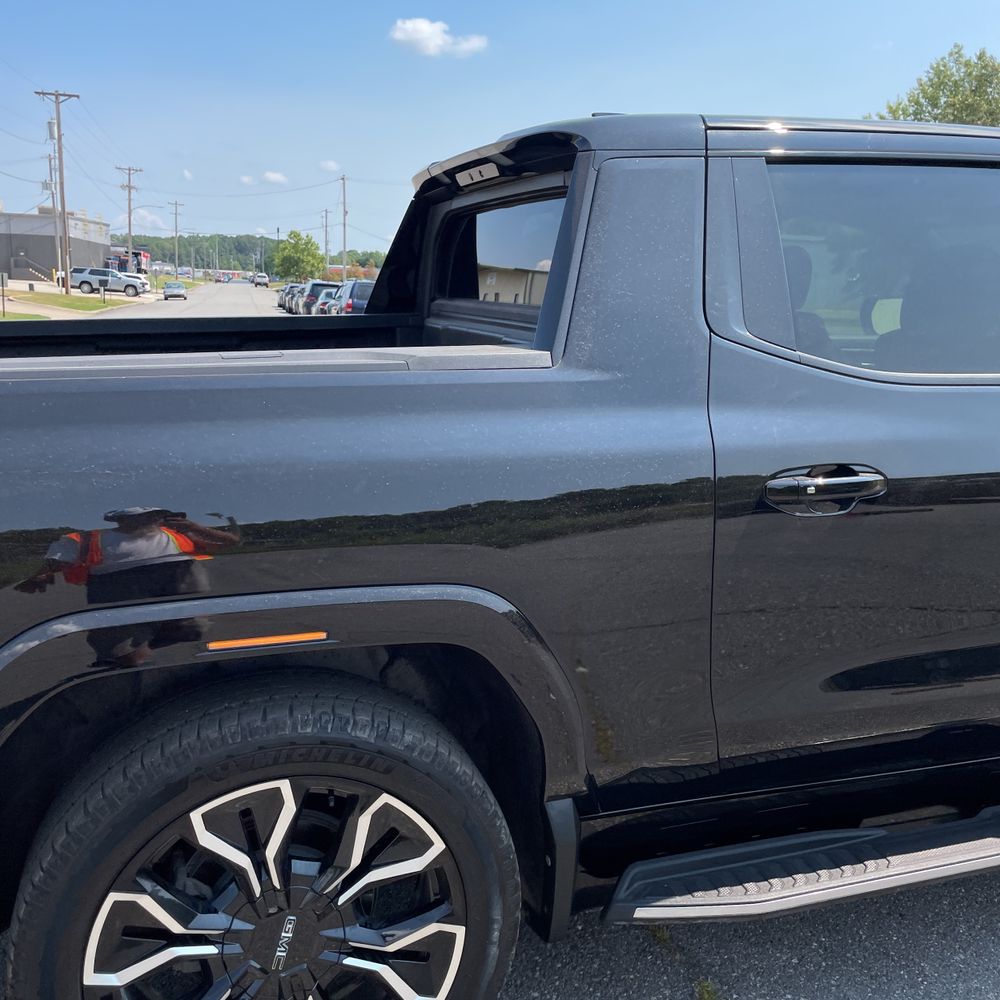 2025 GMC Sierra EV Denali