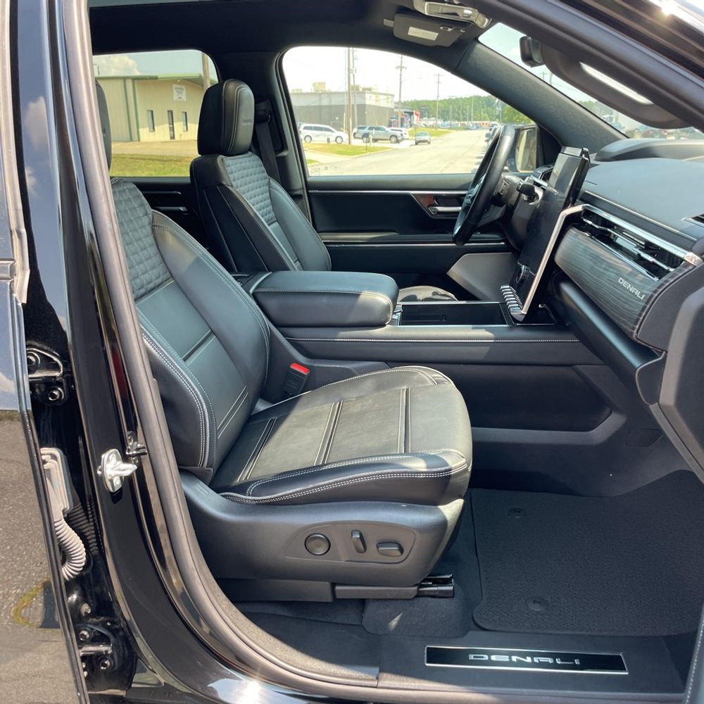 2025 GMC Sierra EV Denali