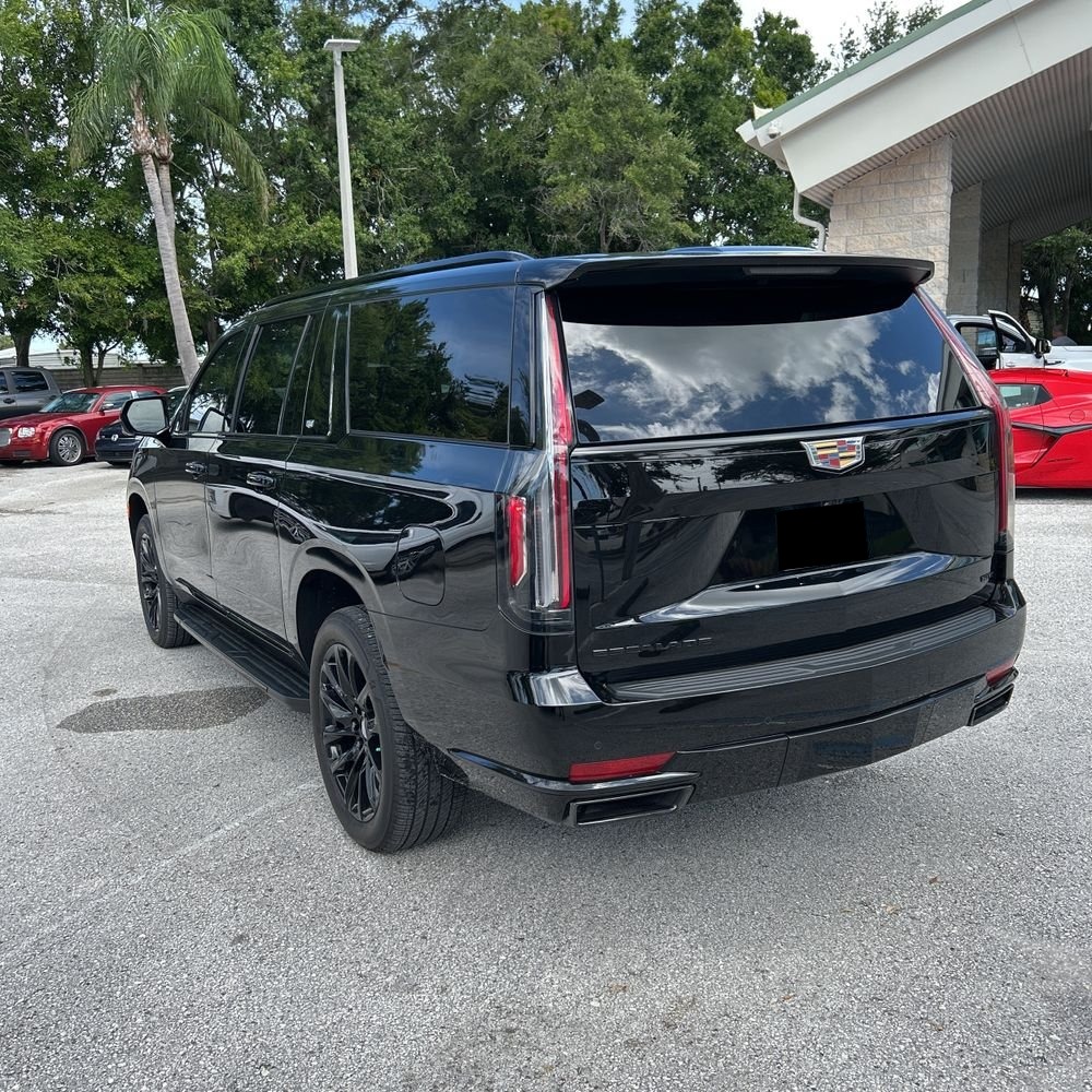 2024 Cadillac Escalade ESV Sport Platinum