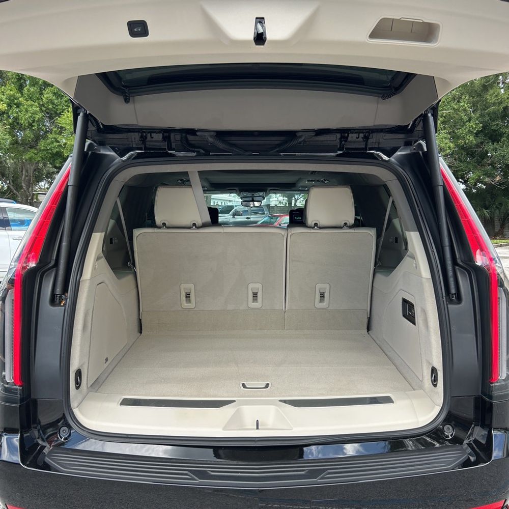 2024 Cadillac Escalade ESV Sport Platinum