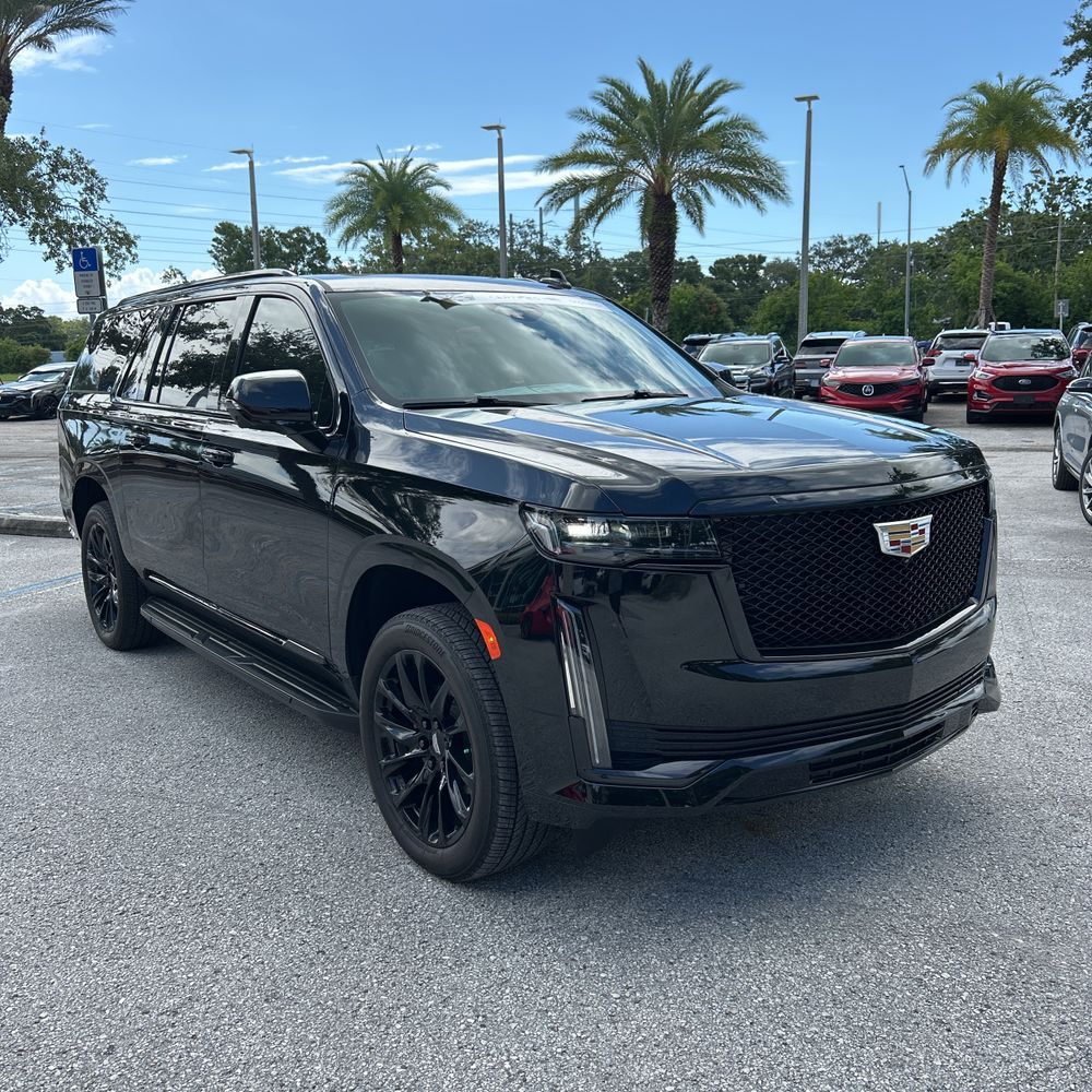 2024 Cadillac Escalade ESV Sport Platinum