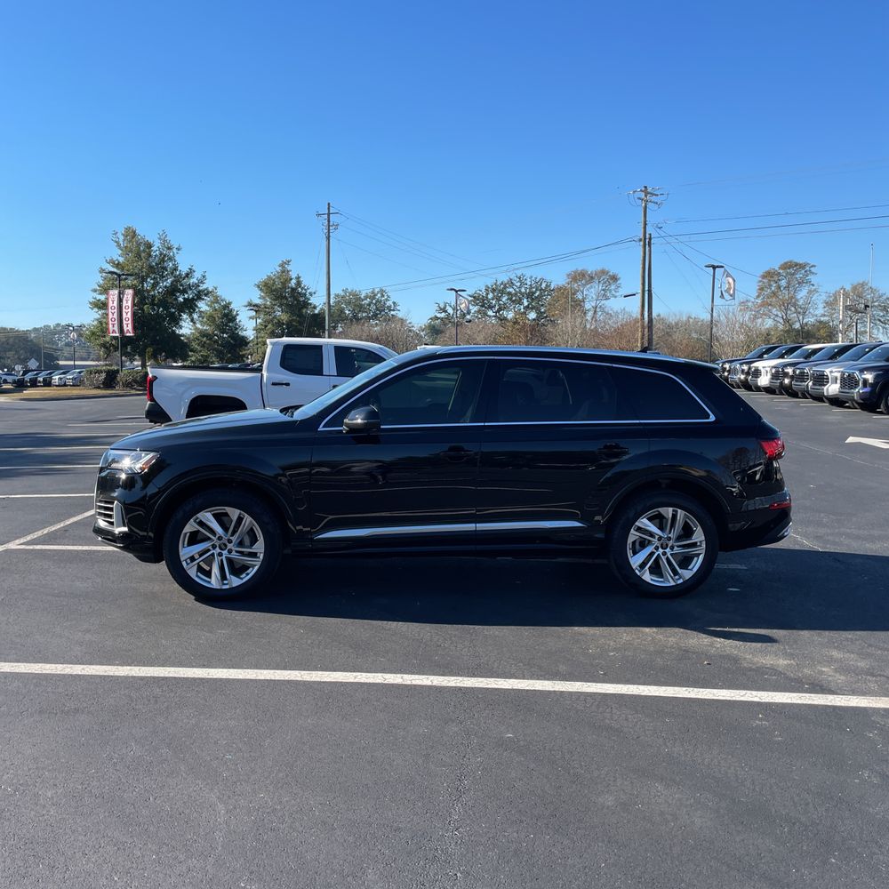 2024 Audi Q7 Premium Plus 55
