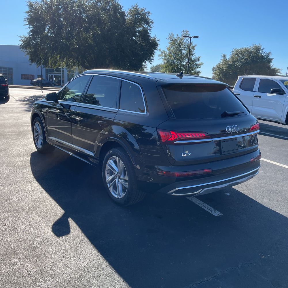 2024 Audi Q7 Premium Plus 55