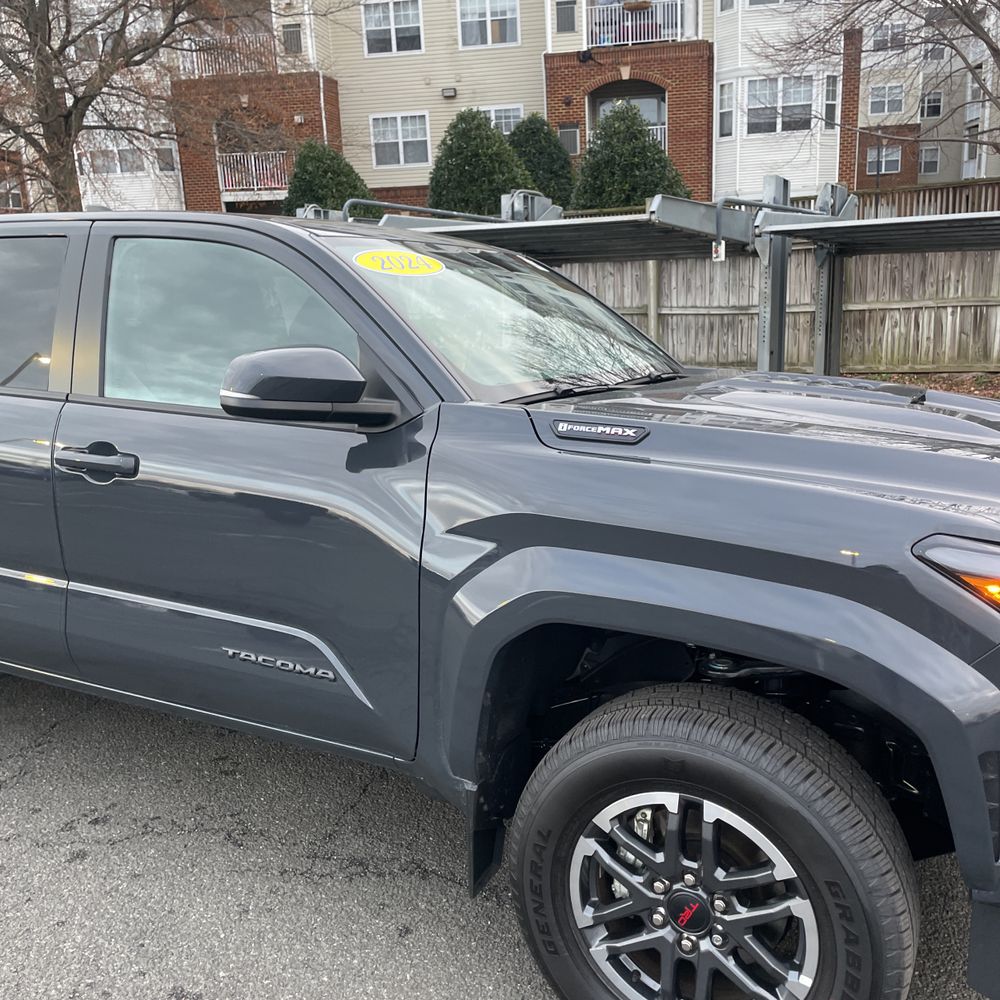 2024 Toyota Tacoma TRD Sport HV