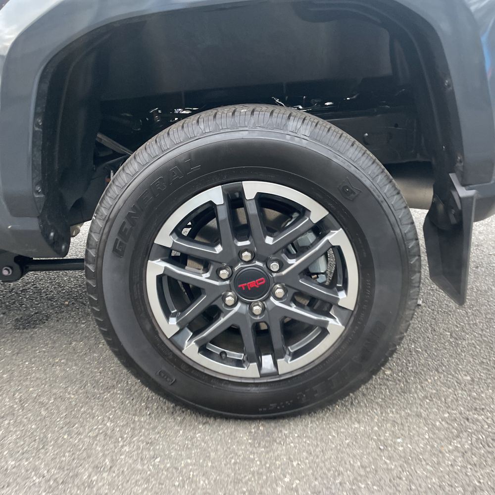 2024 Toyota Tacoma TRD Sport HV