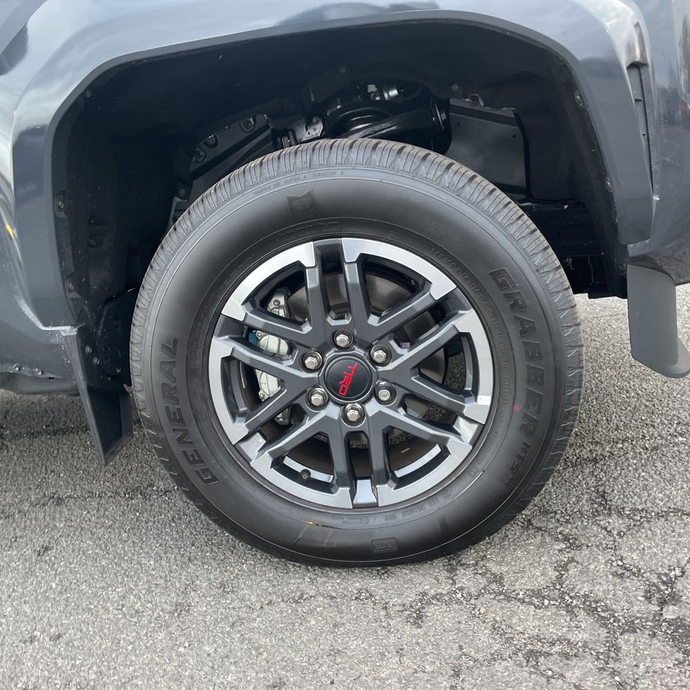 2024 Toyota Tacoma TRD Sport HV