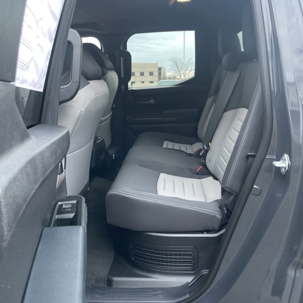 2024 Toyota Tacoma TRD Sport HV