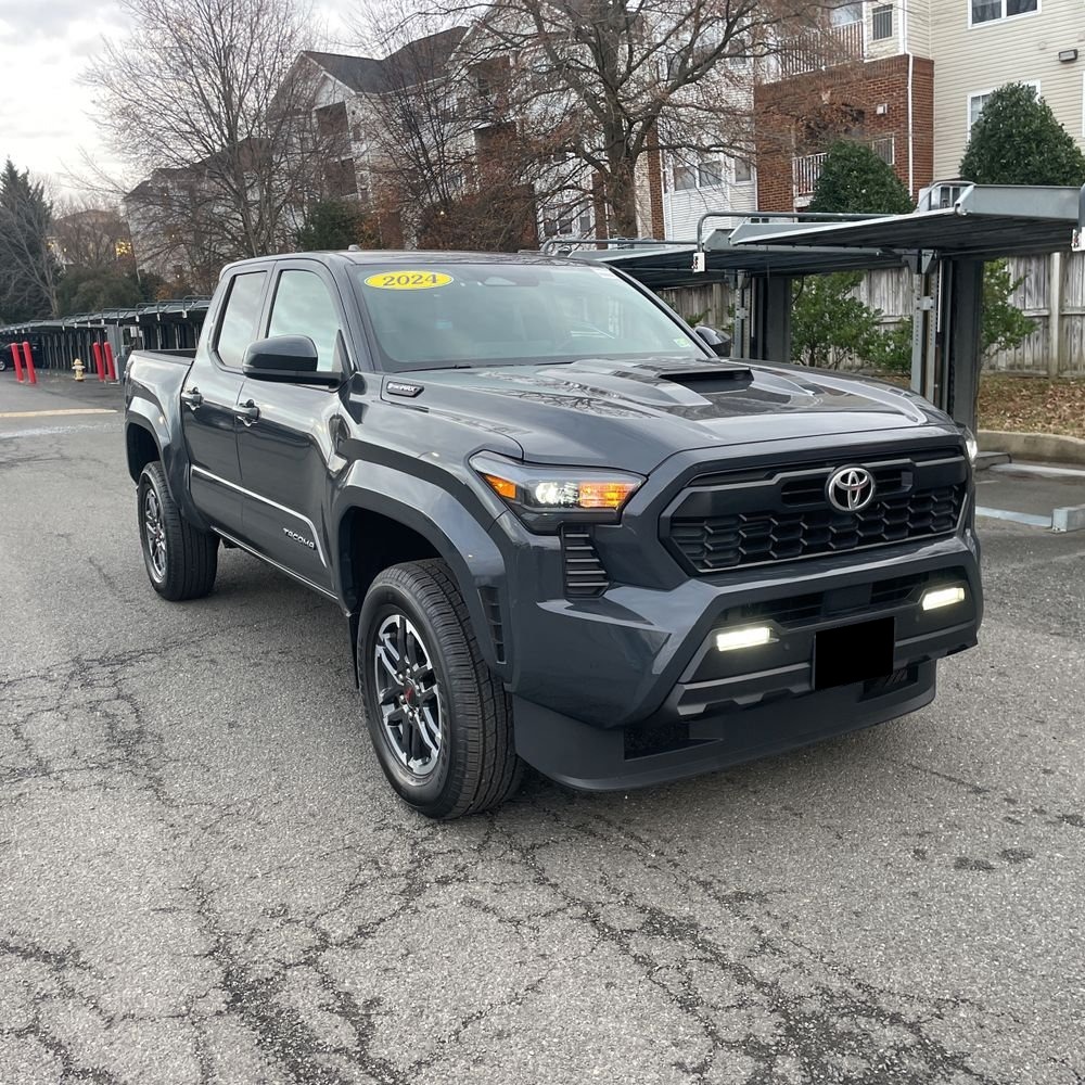 2024 Toyota Tacoma TRD Sport HV