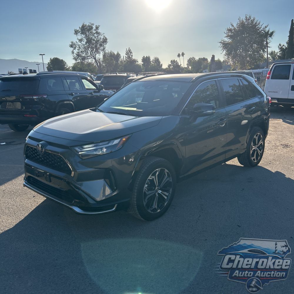 2025 Toyota RAV4 Plug-in Hybrid XSE