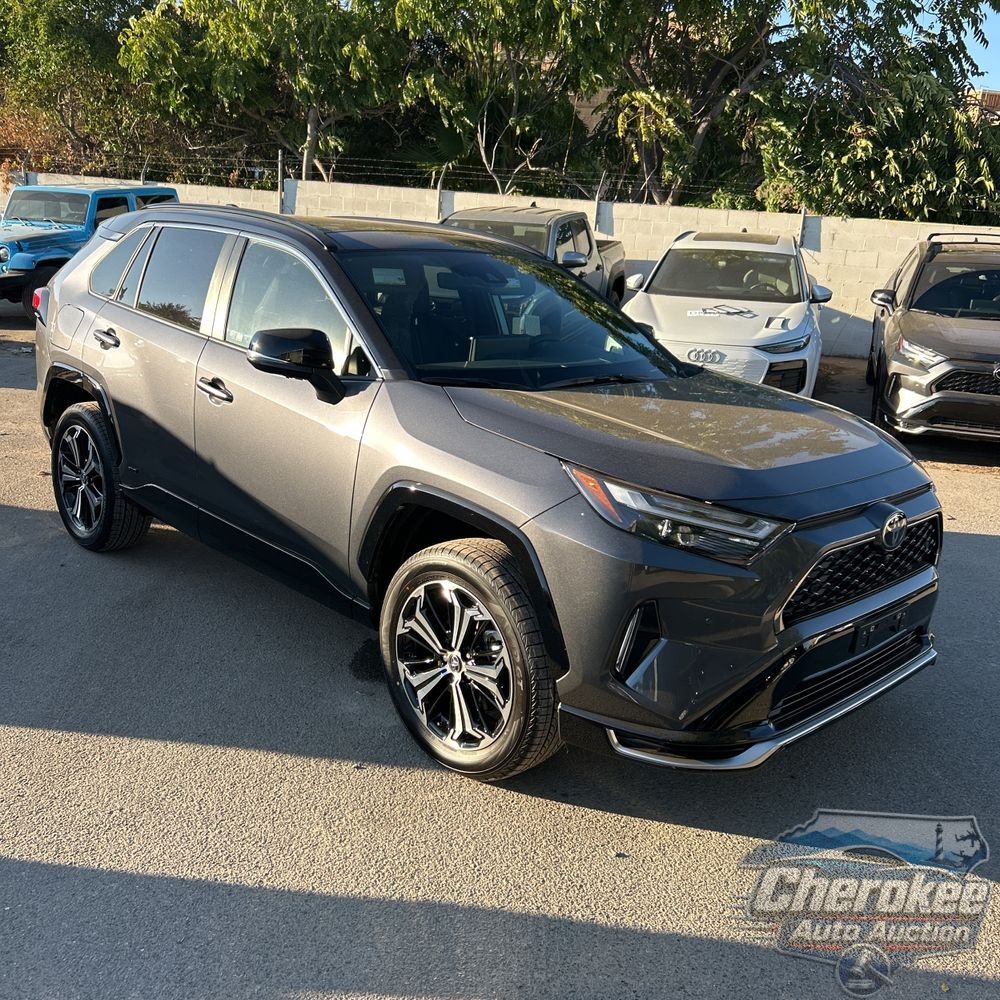 2025 Toyota RAV4 Plug-in Hybrid XSE