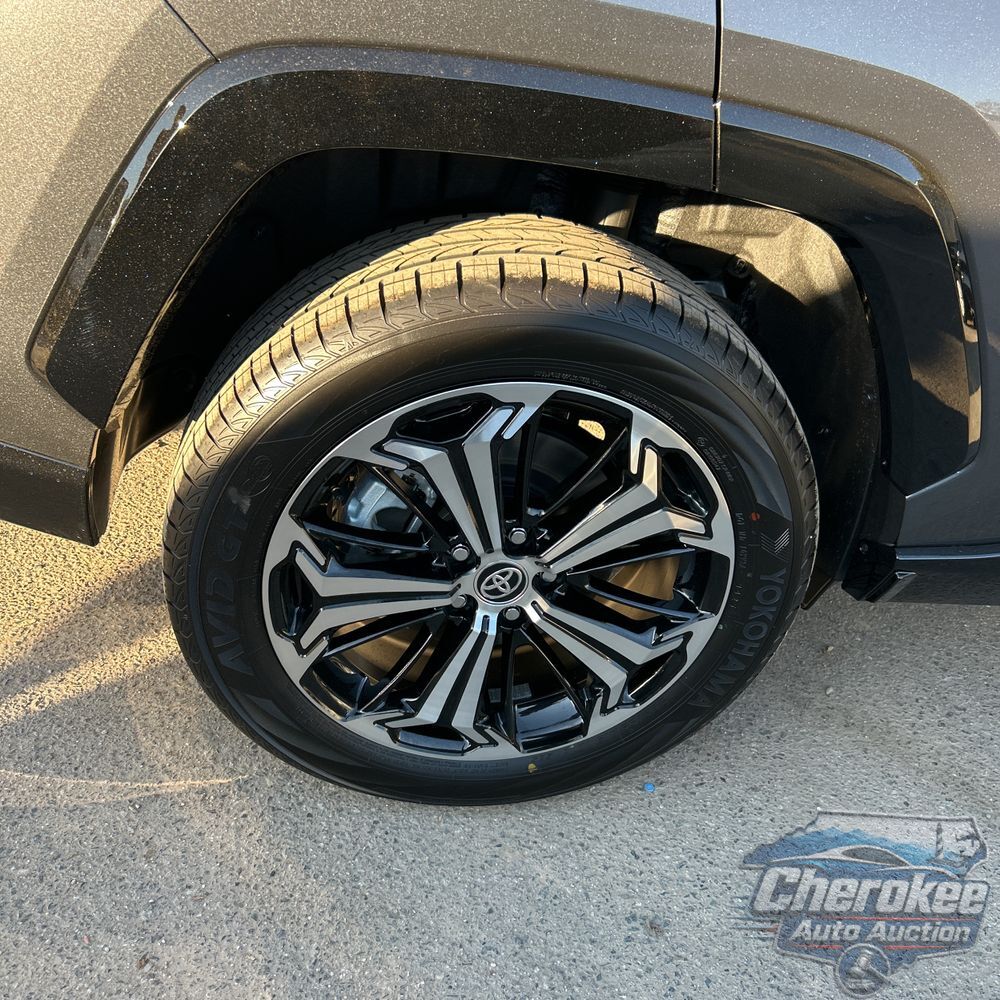 2025 Toyota RAV4 Plug-in Hybrid XSE