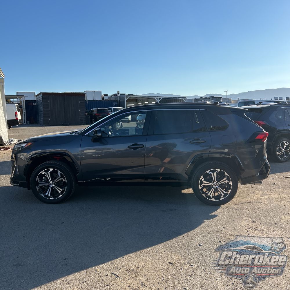 2025 Toyota RAV4 Plug-in Hybrid XSE
