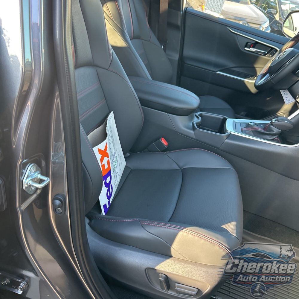 2025 Toyota RAV4 Plug-in Hybrid XSE