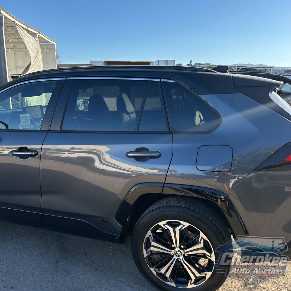 2025 Toyota RAV4 Plug-in Hybrid XSE