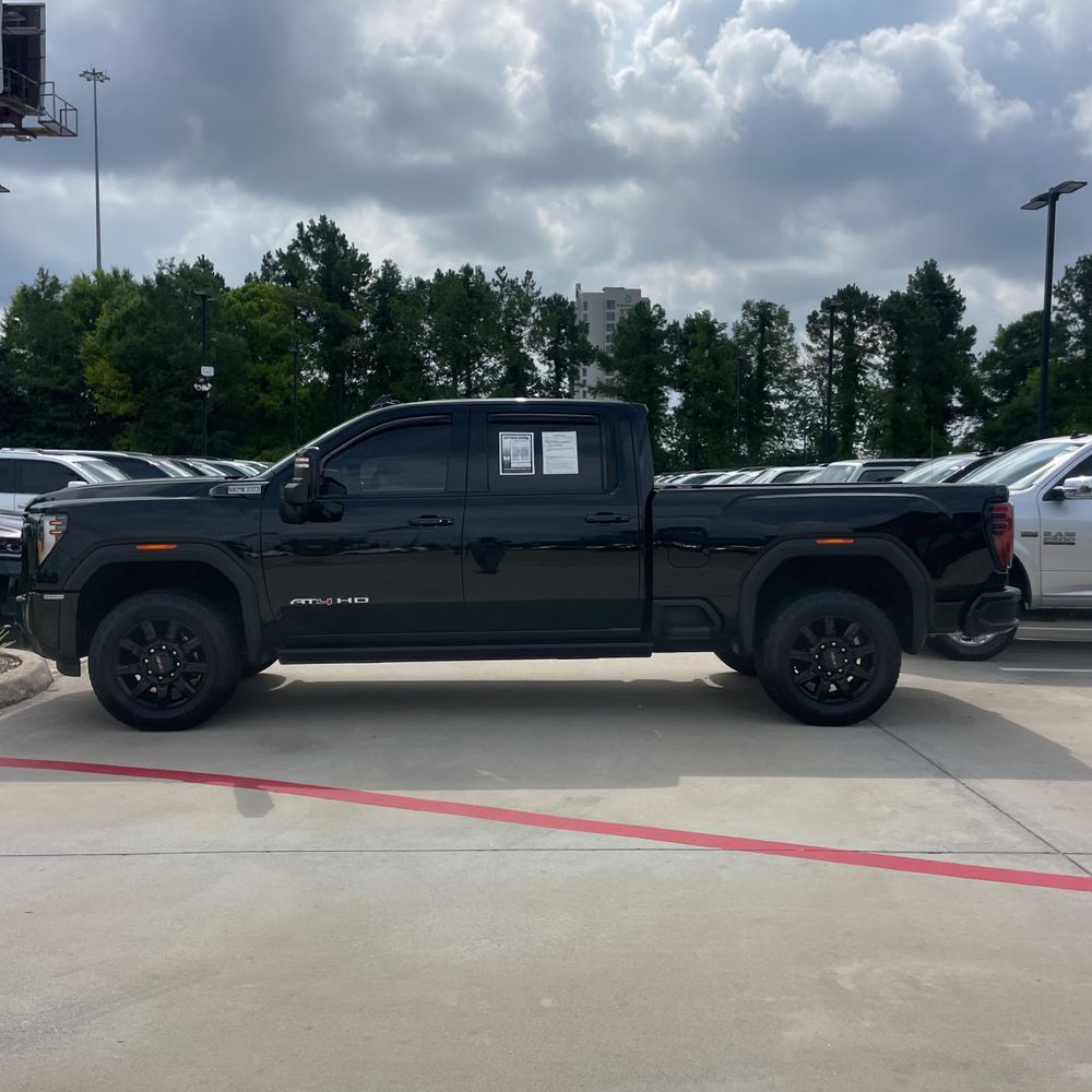 2024 GMC Sierra 2500HD AT4