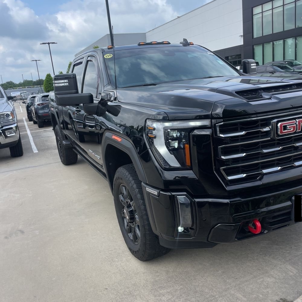 2024 GMC Sierra 2500HD AT4