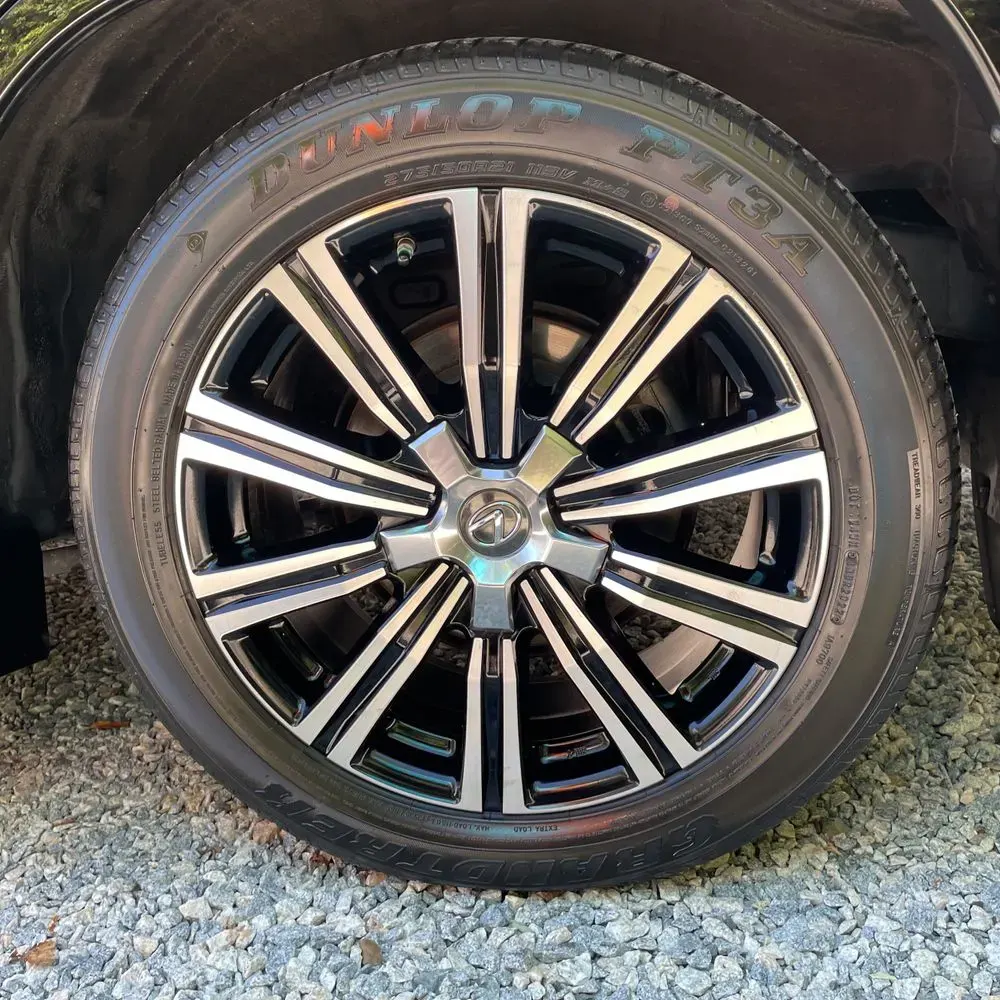 2021 Lexus LX 570 Three-Row