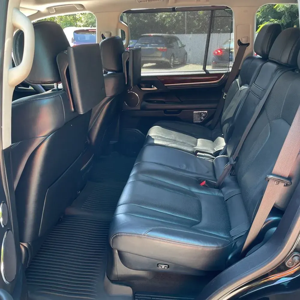 2021 Lexus LX 570 Three-Row