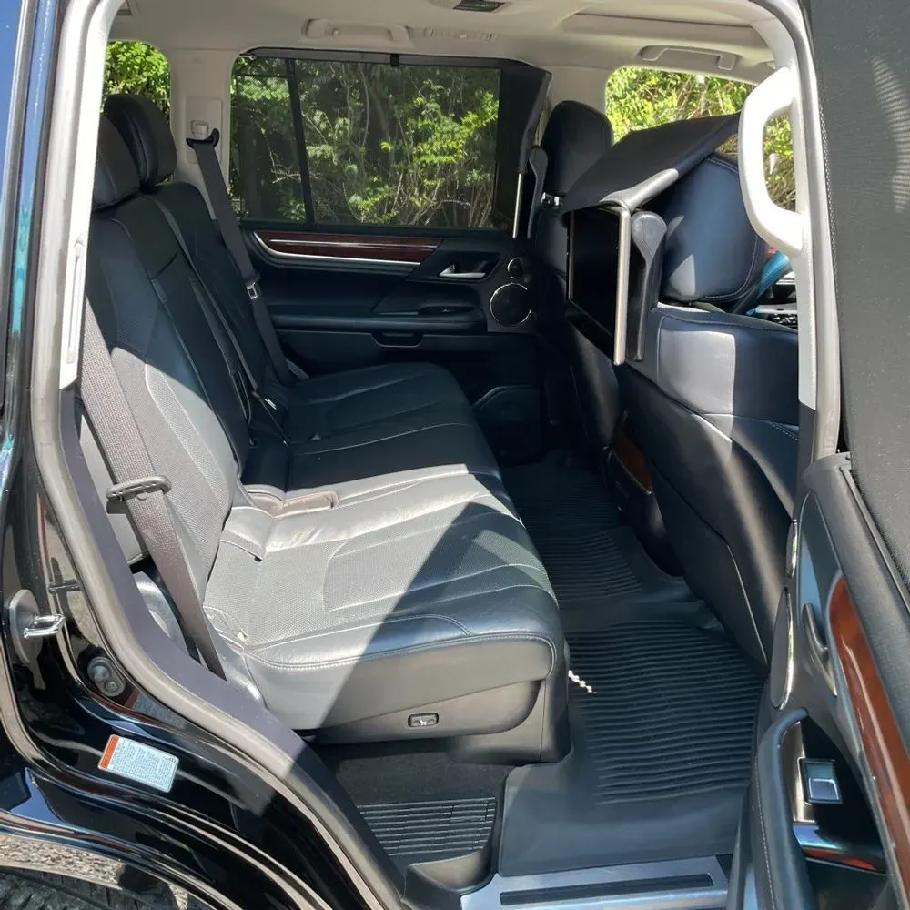 2021 Lexus LX 570 Three-Row