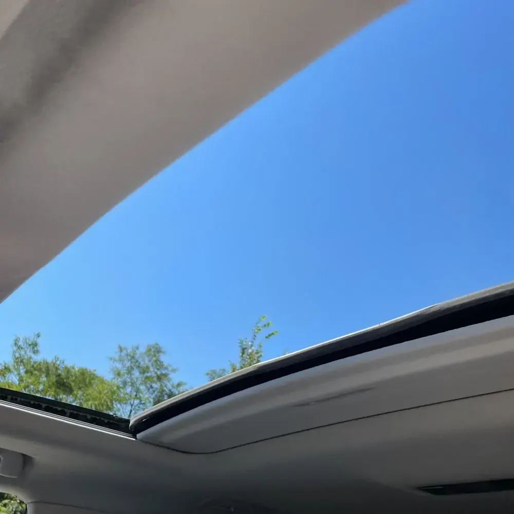2021 Lexus LX 570 Three-Row