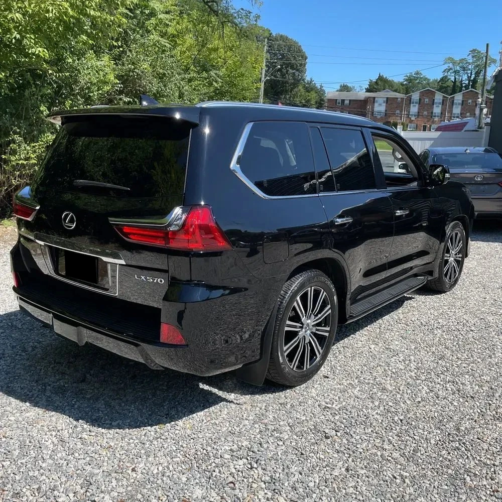 2021 Lexus LX 570 Three-Row