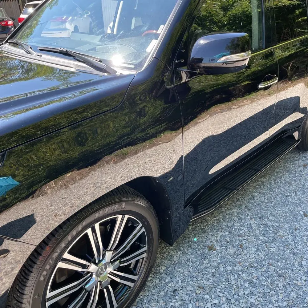 2021 Lexus LX 570 Three-Row