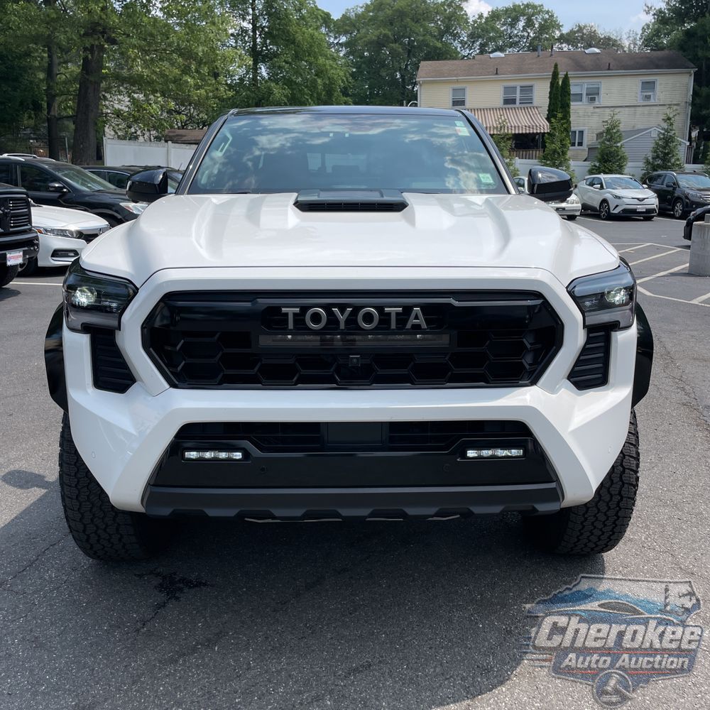 2024 Toyota Tacoma TRD Pro HV