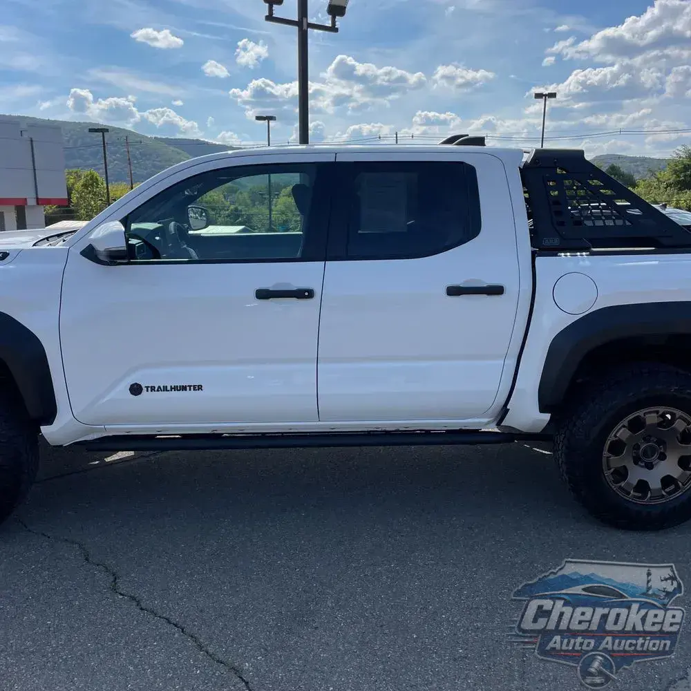 2025 Toyota Tacoma Trailhunter HV