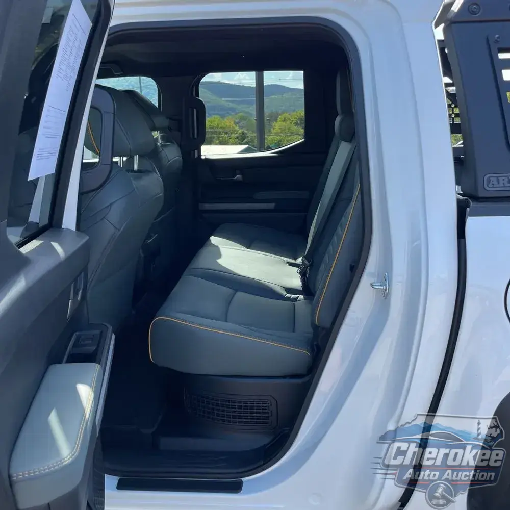 2025 Toyota Tacoma Trailhunter HV