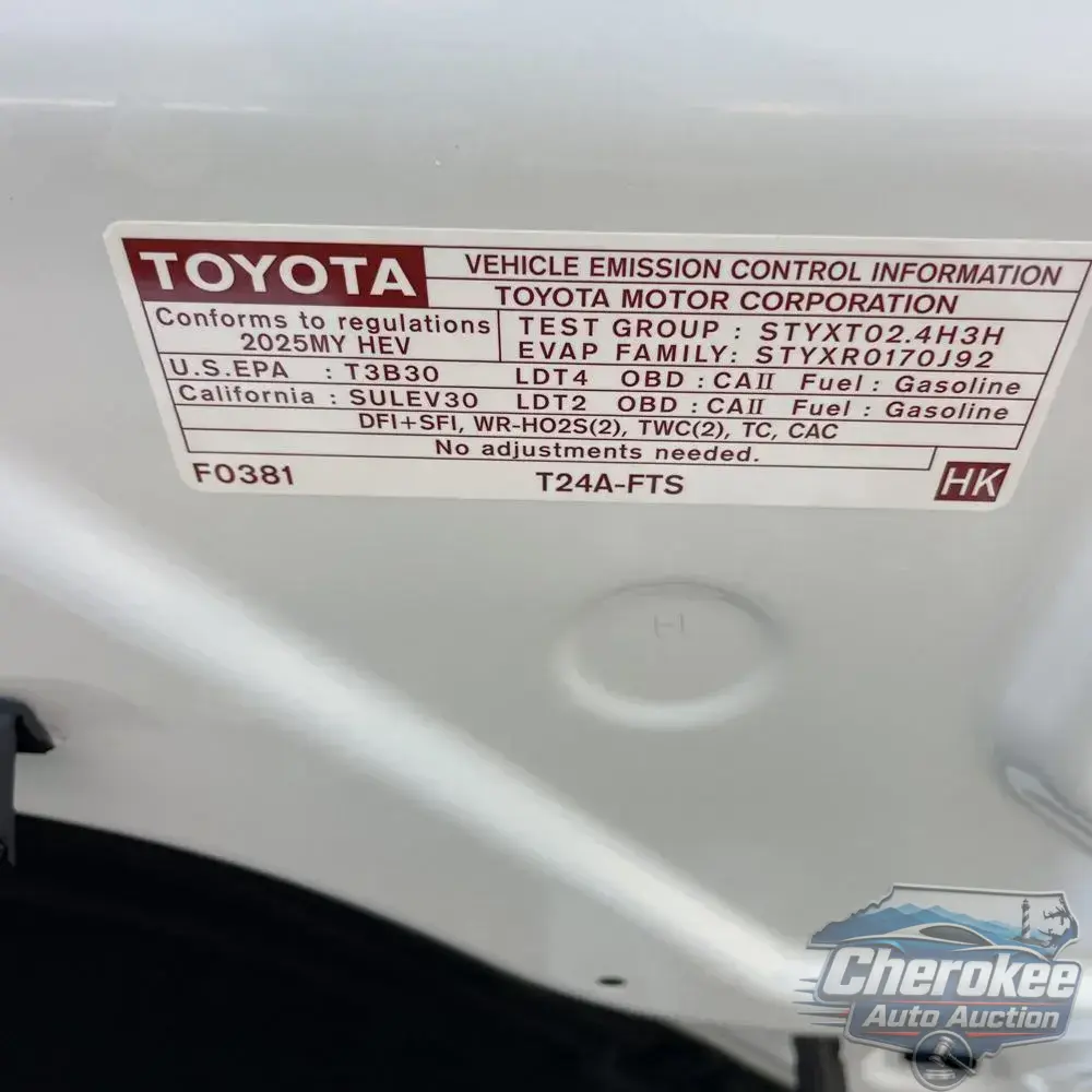 2025 Toyota Tacoma Trailhunter HV