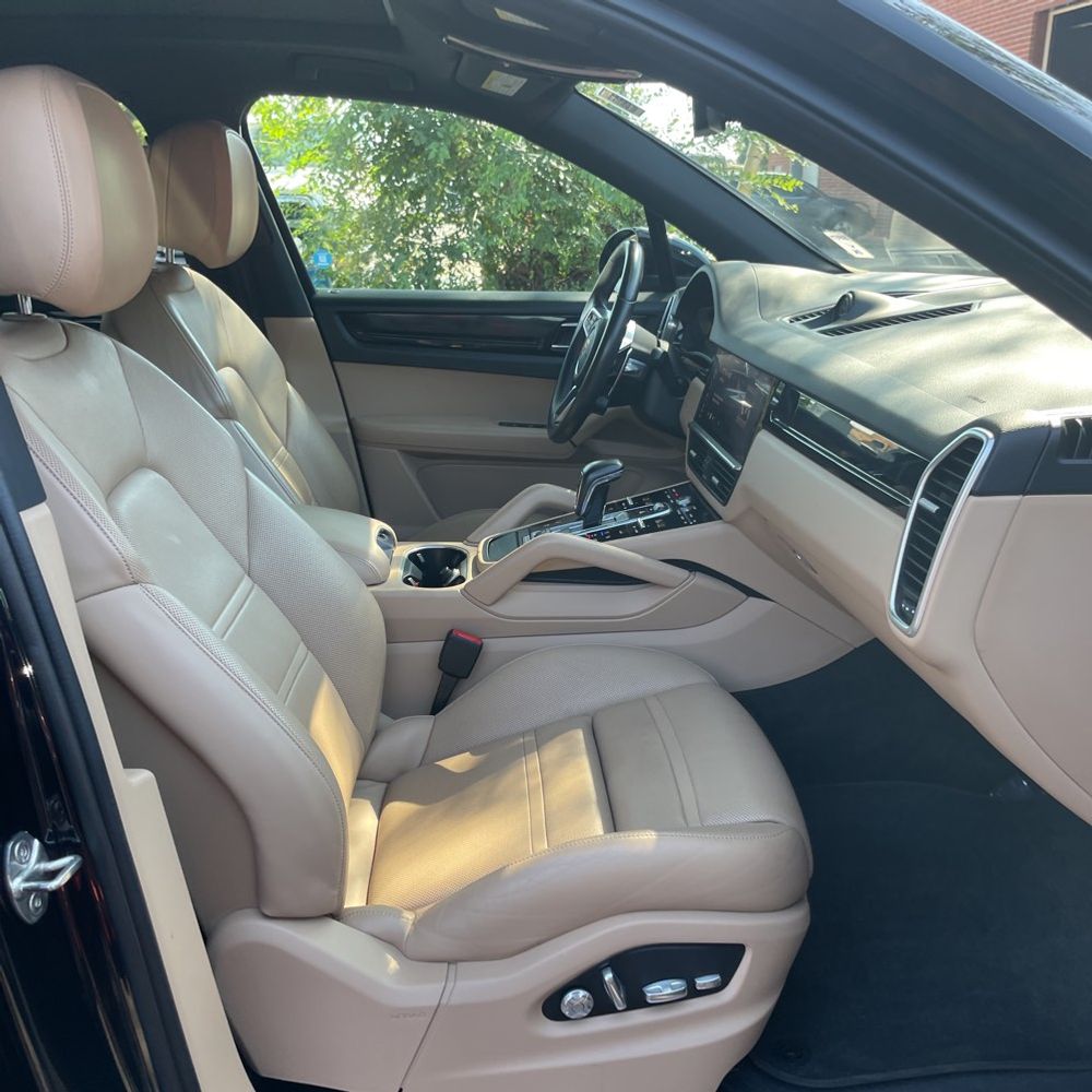 2021 Porsche Cayenne E-Hybrid