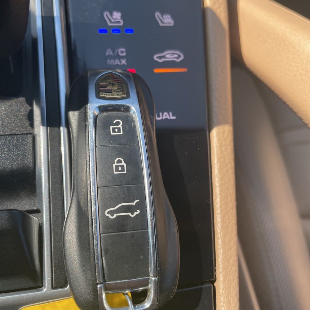 2021 Porsche Cayenne E-Hybrid