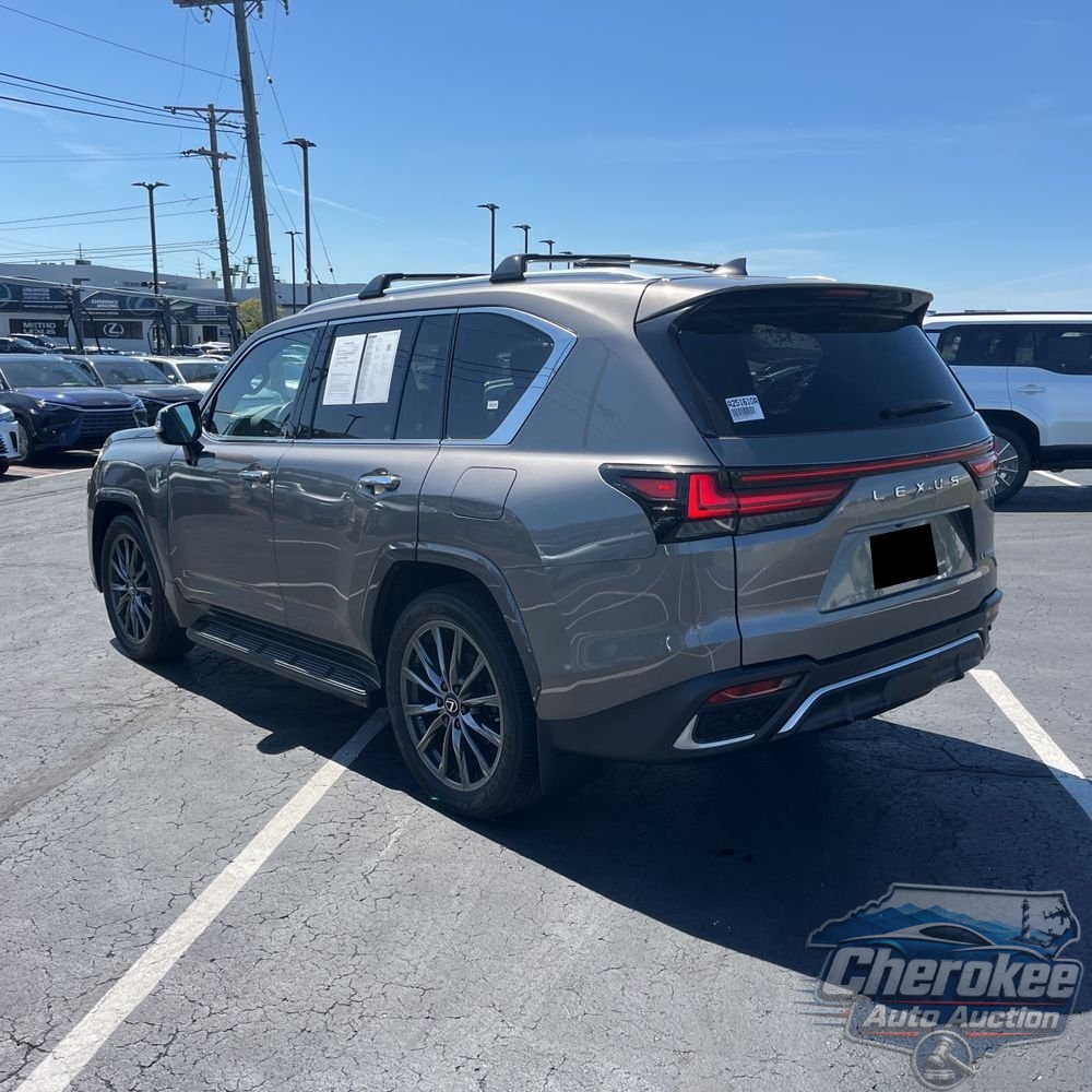 2023 Lexus LX 600 F SPORT Handling