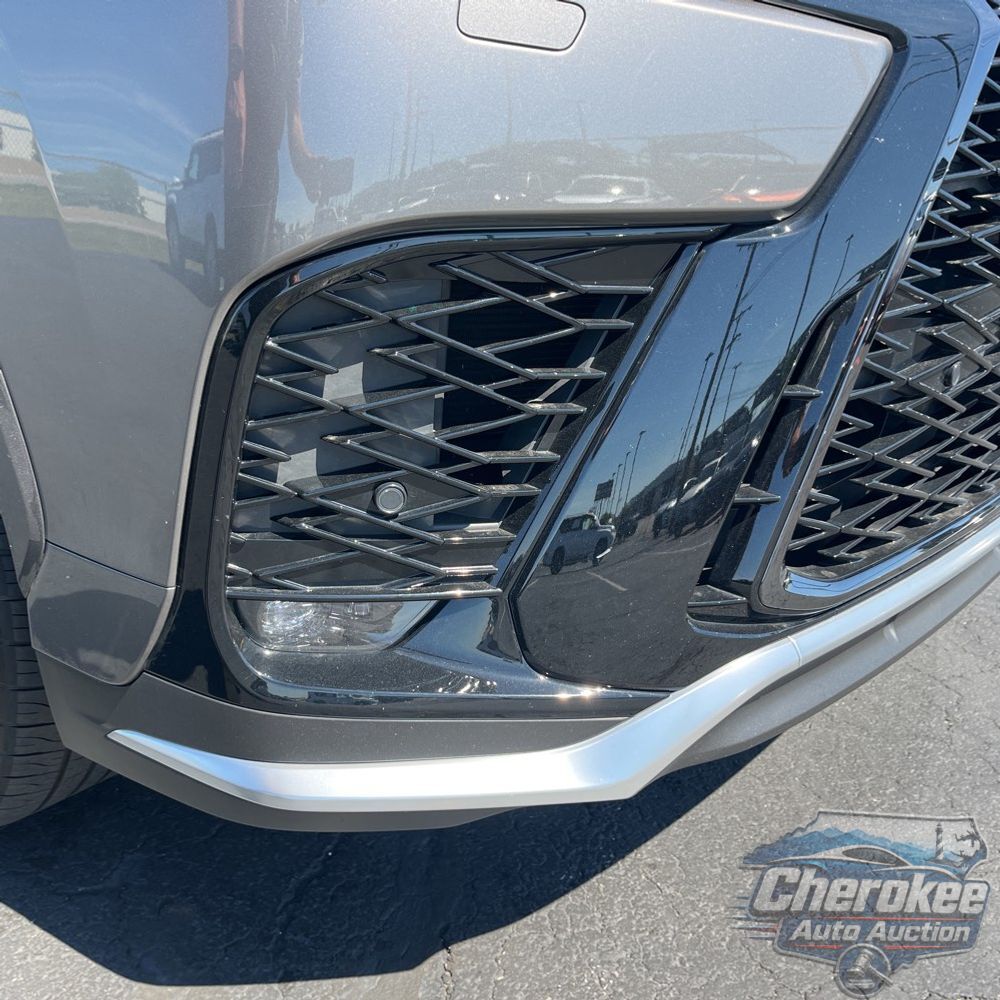 2023 Lexus LX 600 F SPORT Handling