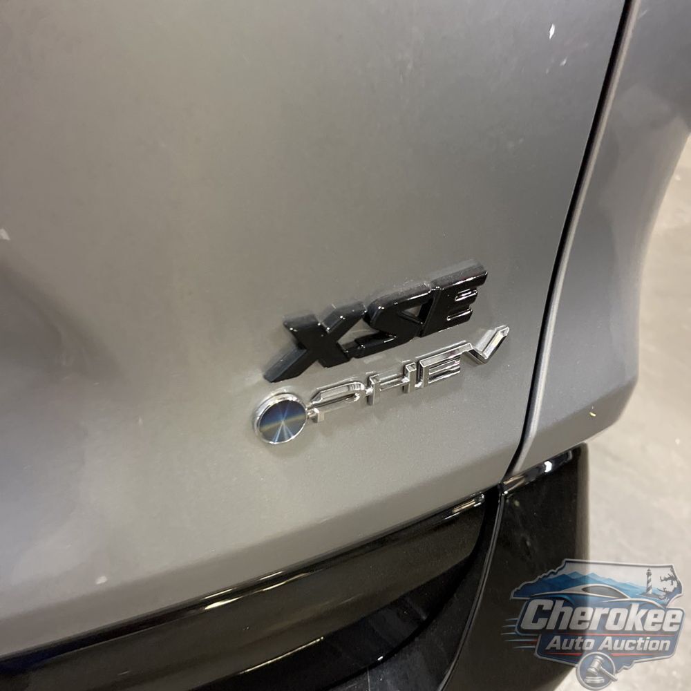 2025 Toyota RAV4 Plug-in Hybrid XSE