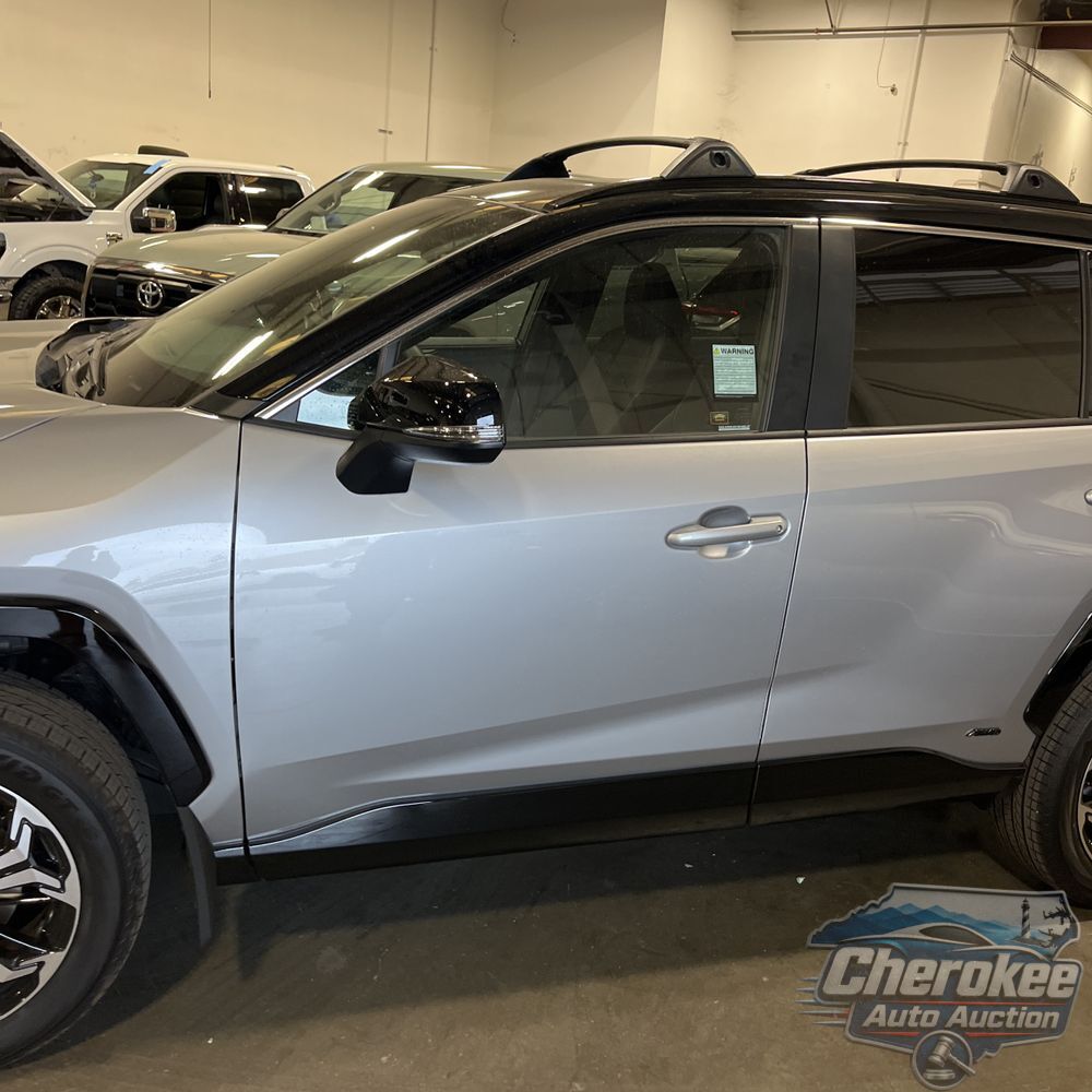 2025 Toyota RAV4 Plug-in Hybrid XSE