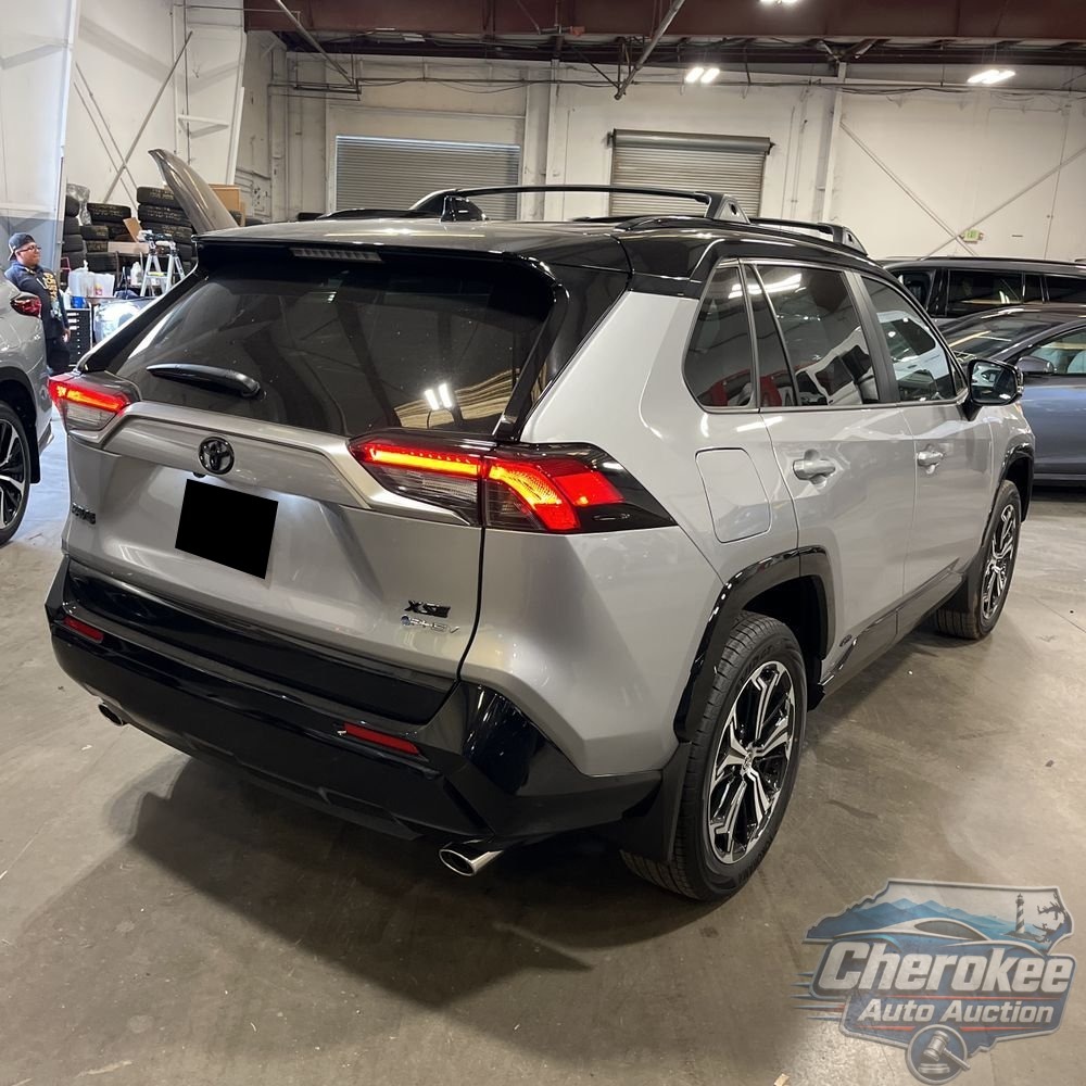 2025 Toyota RAV4 Plug-in Hybrid XSE
