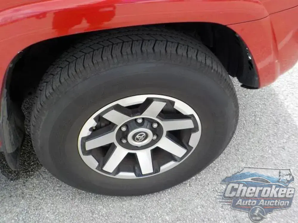 2024 Toyota 4Runner TRD Off Road