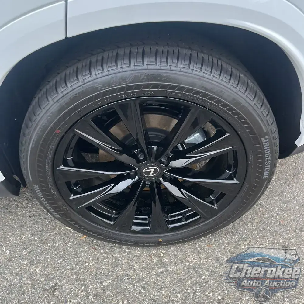 2025 Lexus NX 450h+ F SPORT Handling