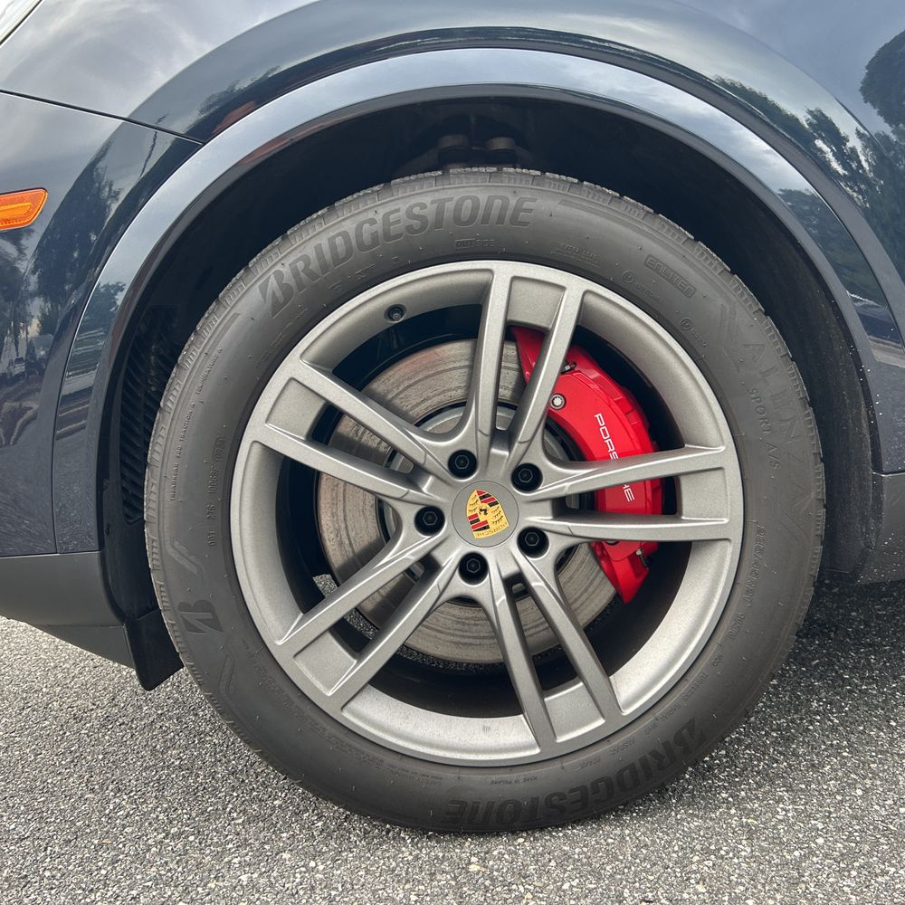 2024 Porsche Cayenne S Coupe