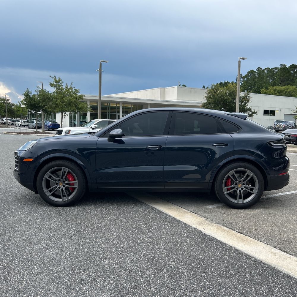 2024 Porsche Cayenne S Coupe