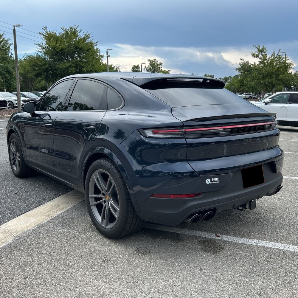 2024 Porsche Cayenne S Coupe