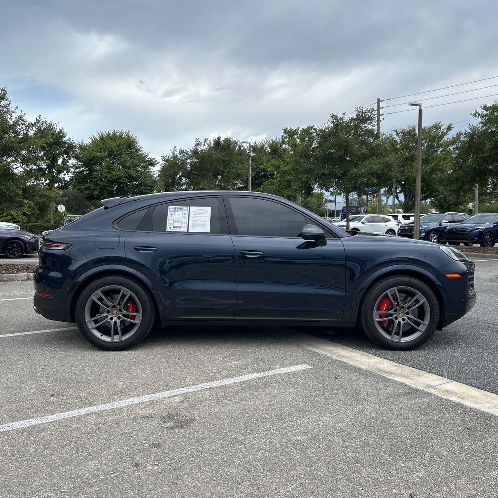 2024 Porsche Cayenne S Coupe