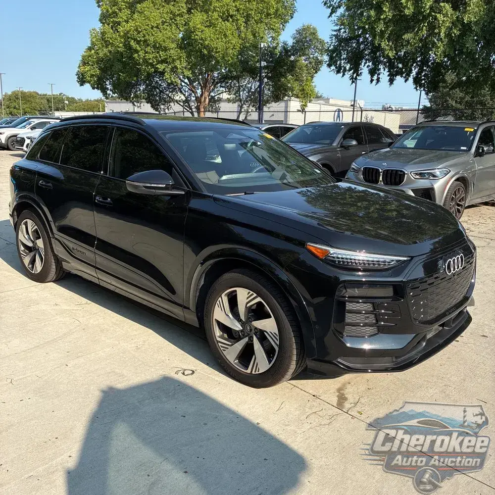 2025 Audi Q6 e-tron Prestige