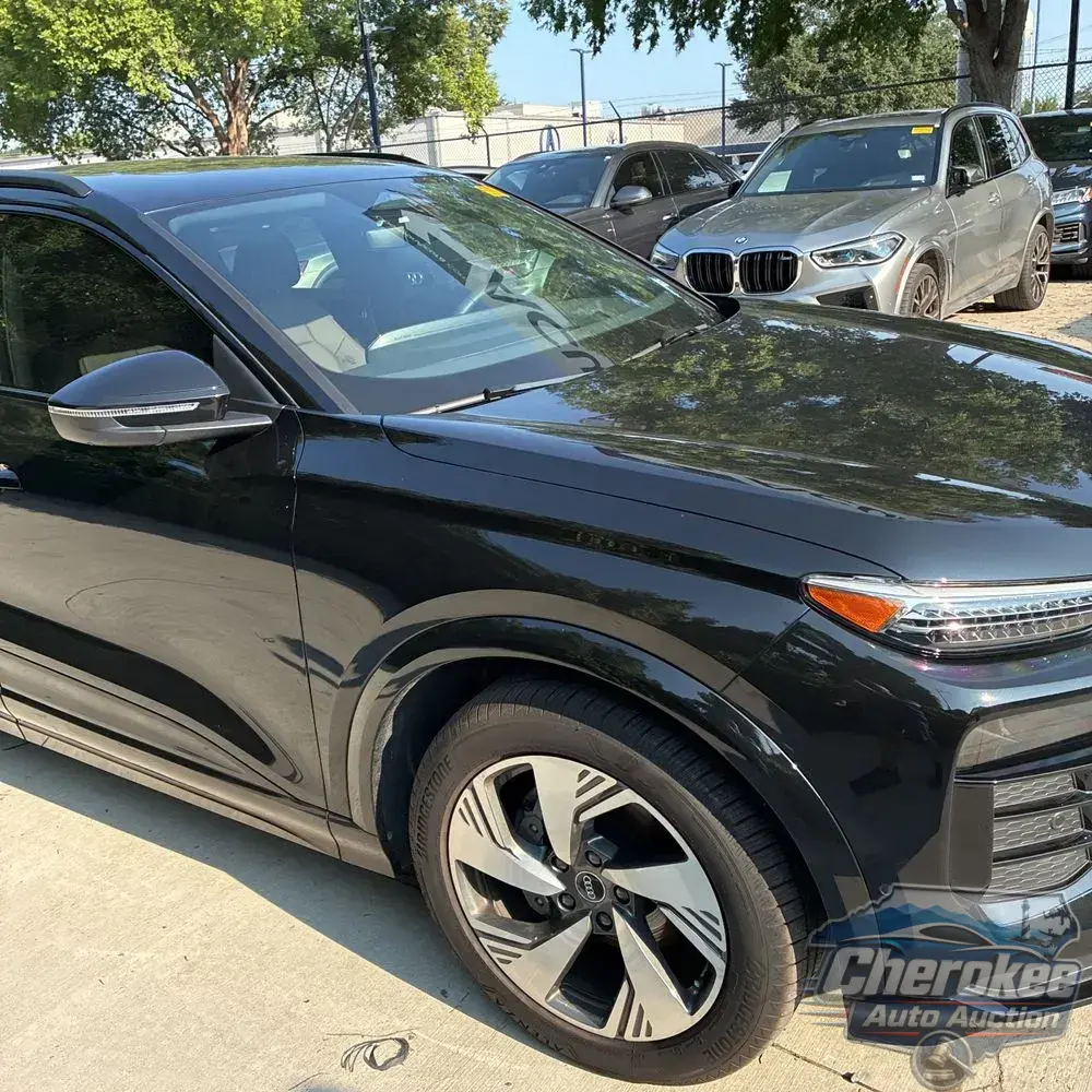 2025 Audi Q6 e-tron Prestige