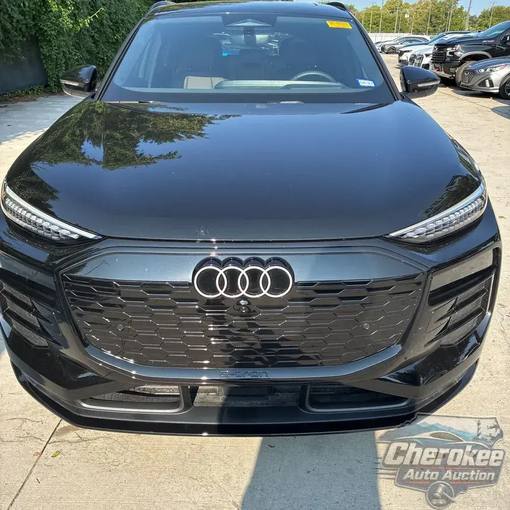 2025 Audi Q6 e-tron Prestige